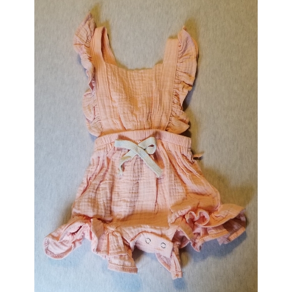 Other - Super cute Romper!